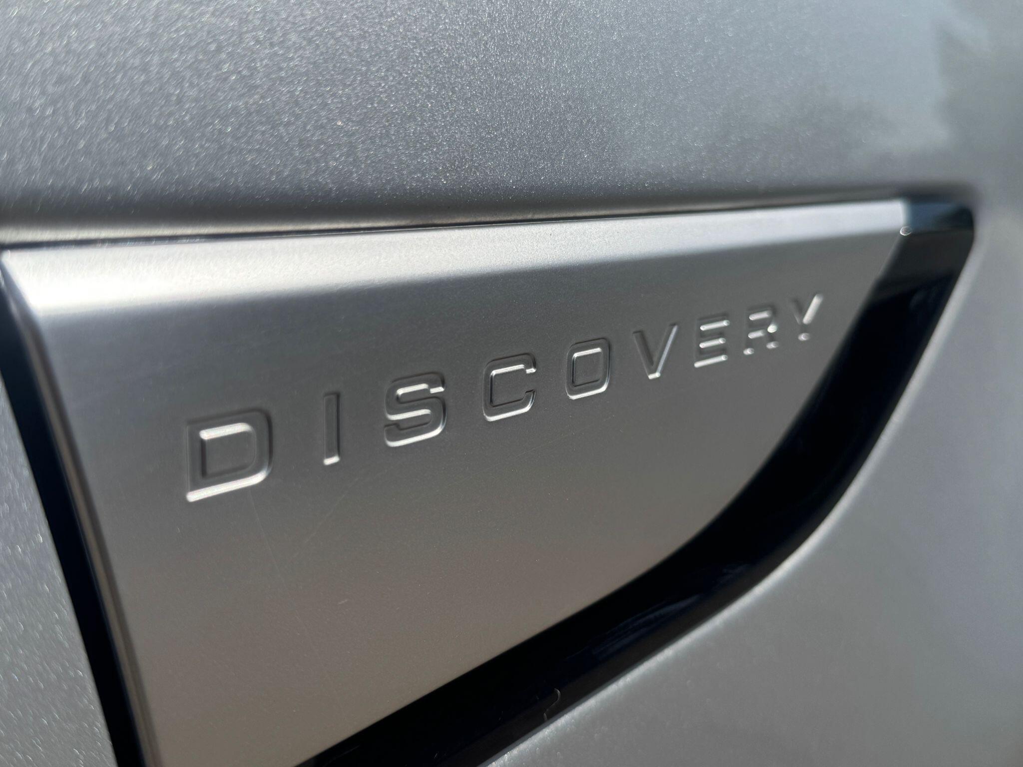 Land Rover Discovery view 31