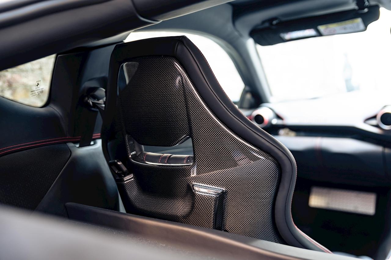 Ferrari 812 Superfast view 29