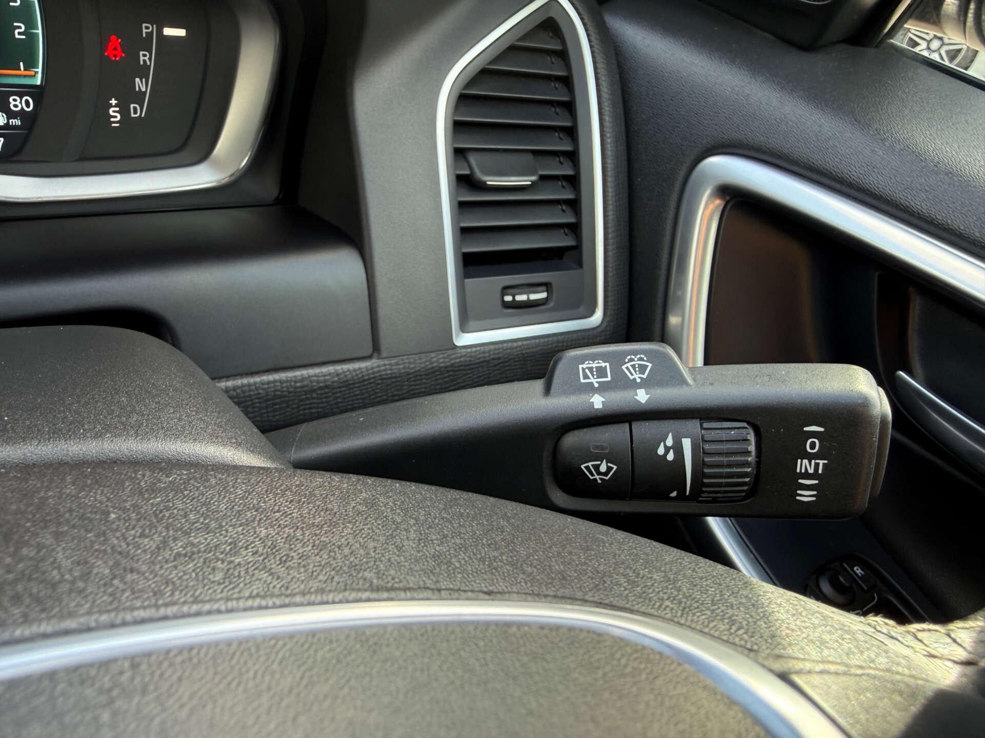Volvo XC60 view 50