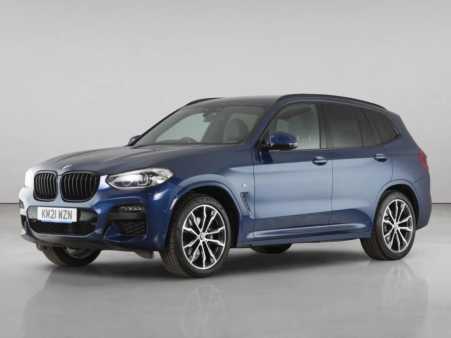 BMW X3 view 2
