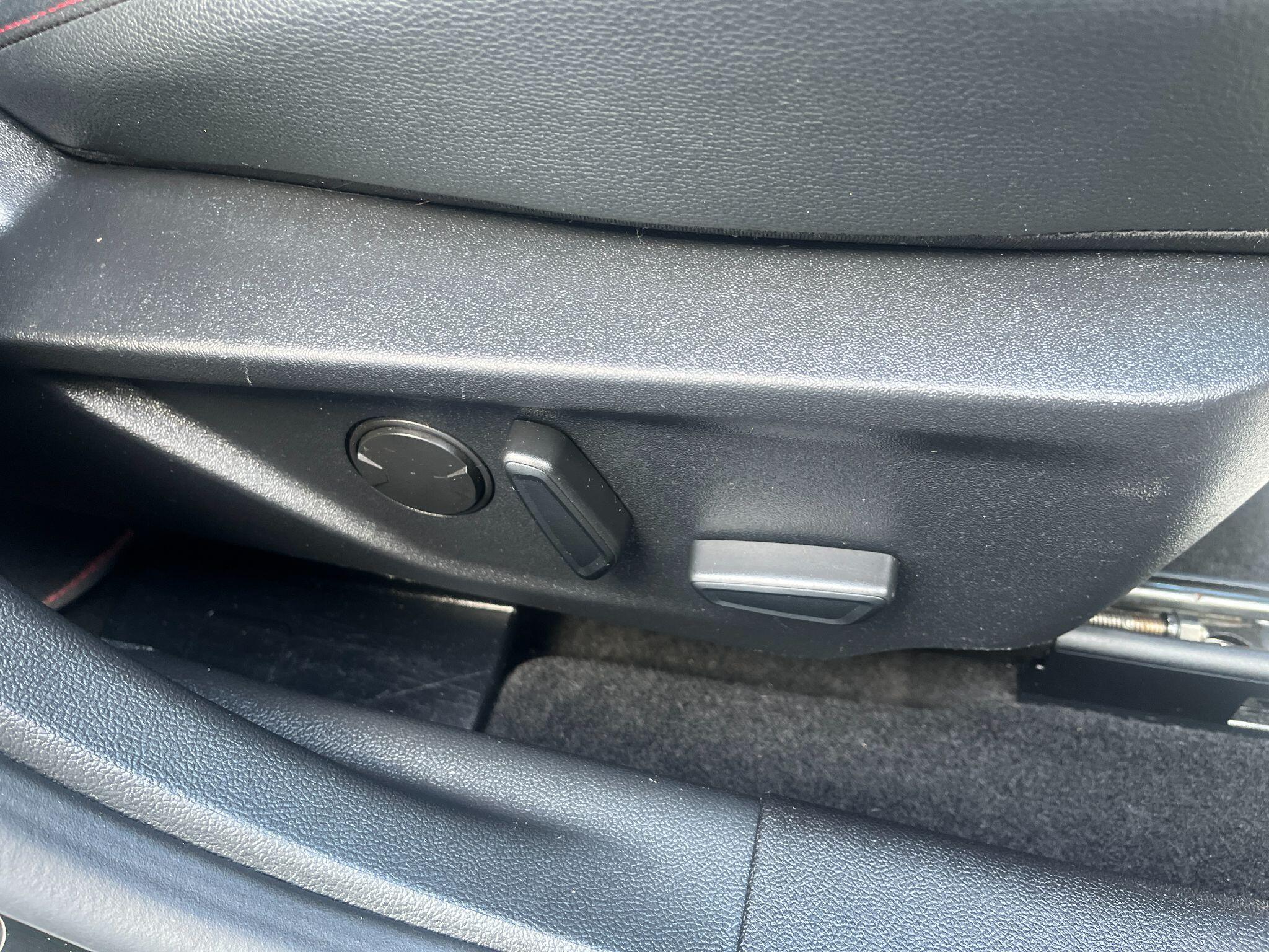 Ford Focus view 29