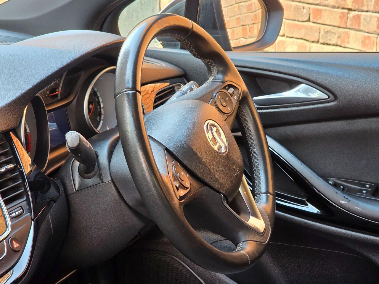 Vauxhall Astra view 8