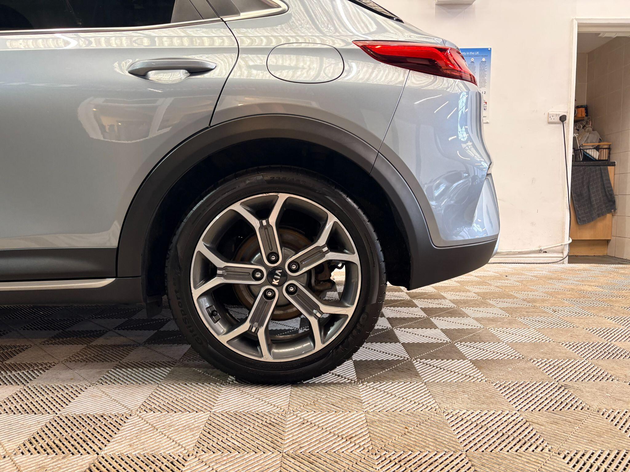 Kia Xceed view 8