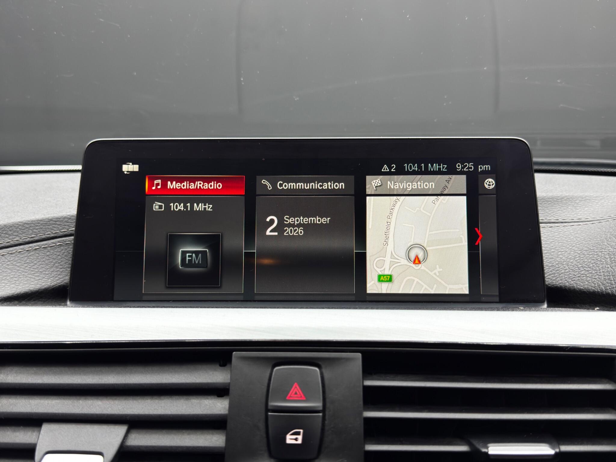 BMW 3 Series view 30