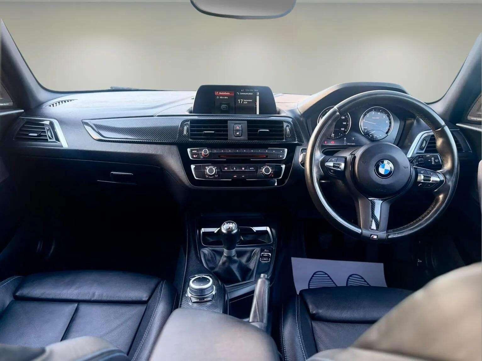 BMW 1 Series view 5