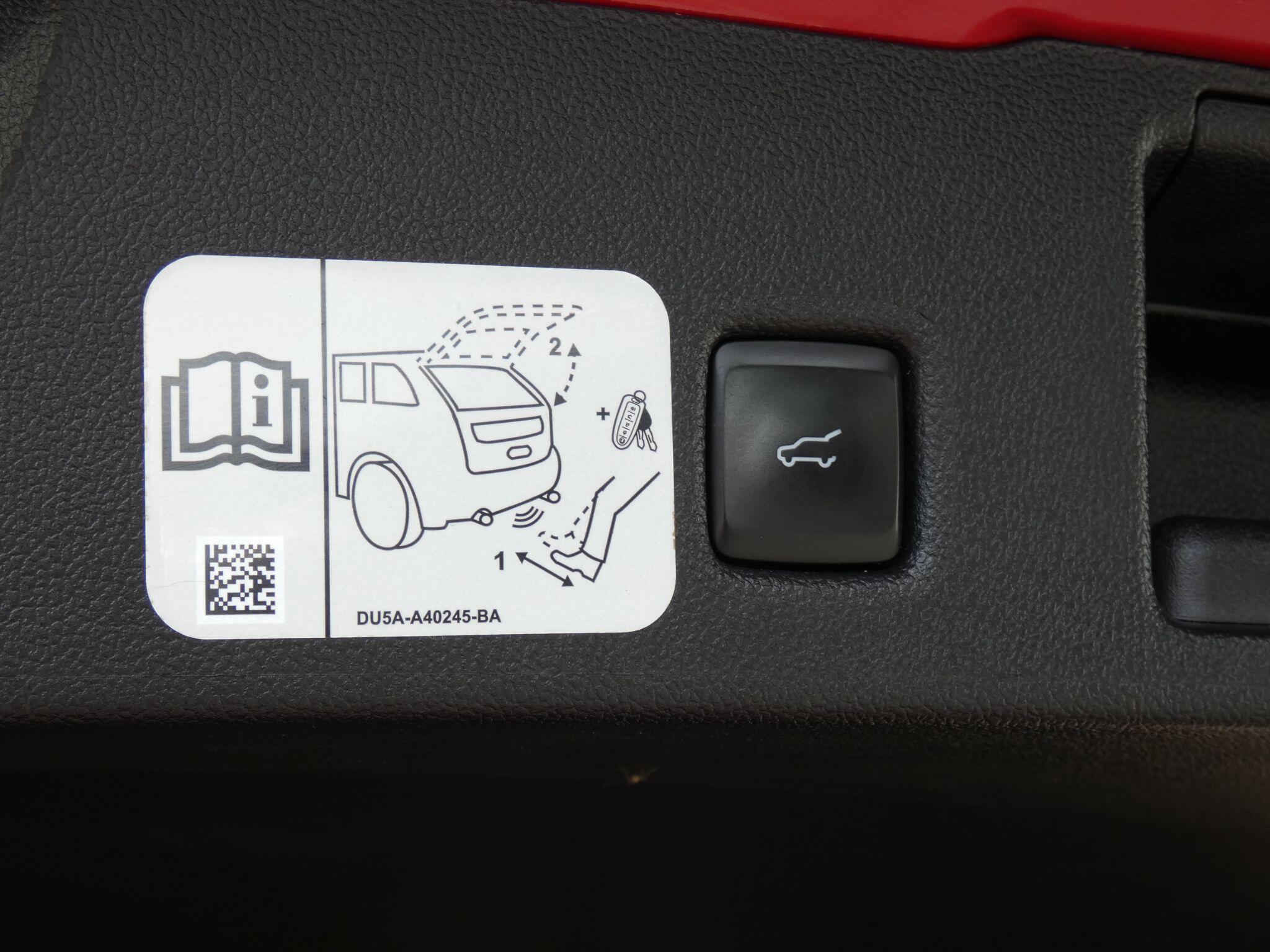 Ford Kuga view 42