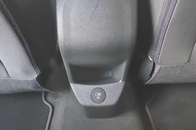 Hyundai i20 view 27