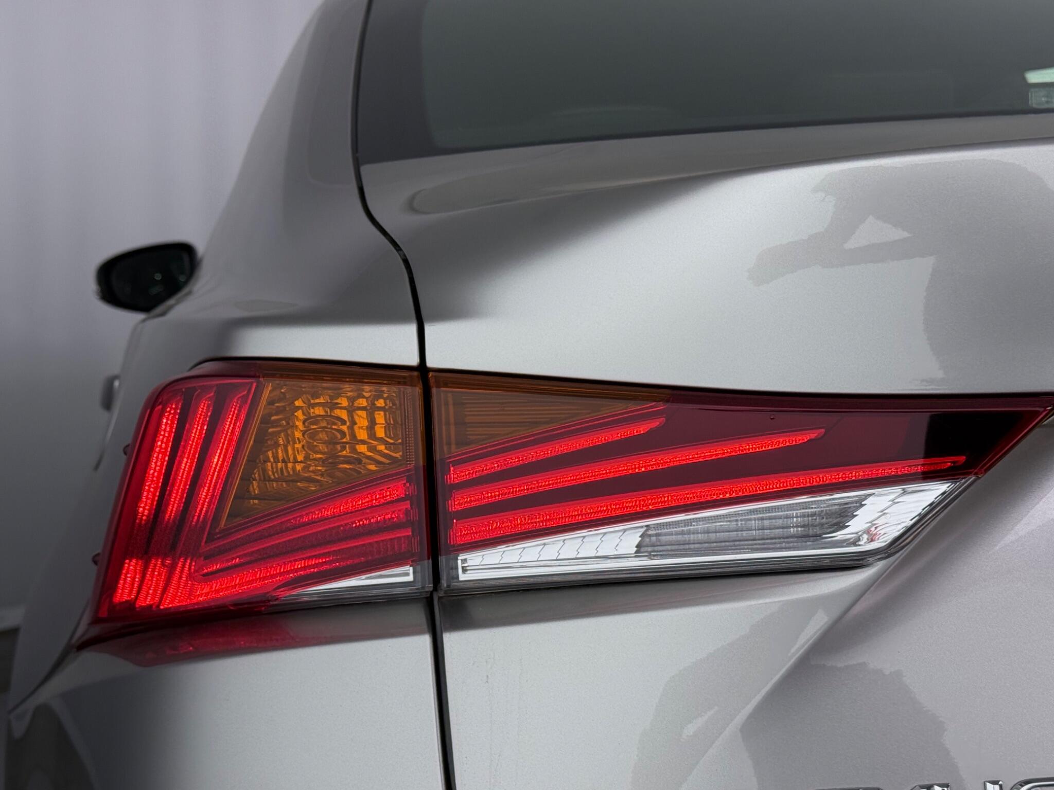 Lexus Is view 9