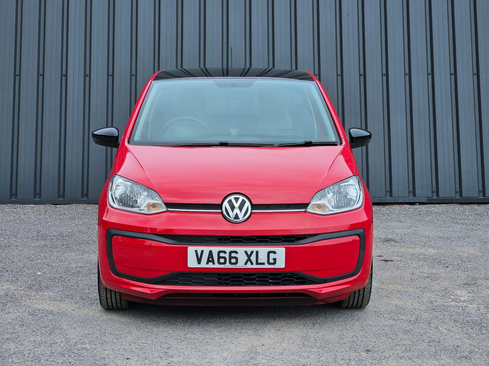2017 Volkswagen up! image 2