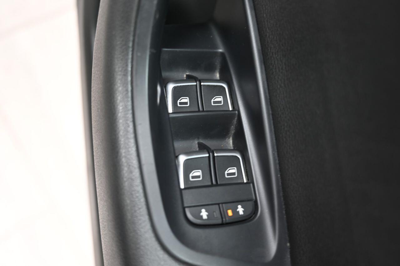 Audi A6 Avant view 38