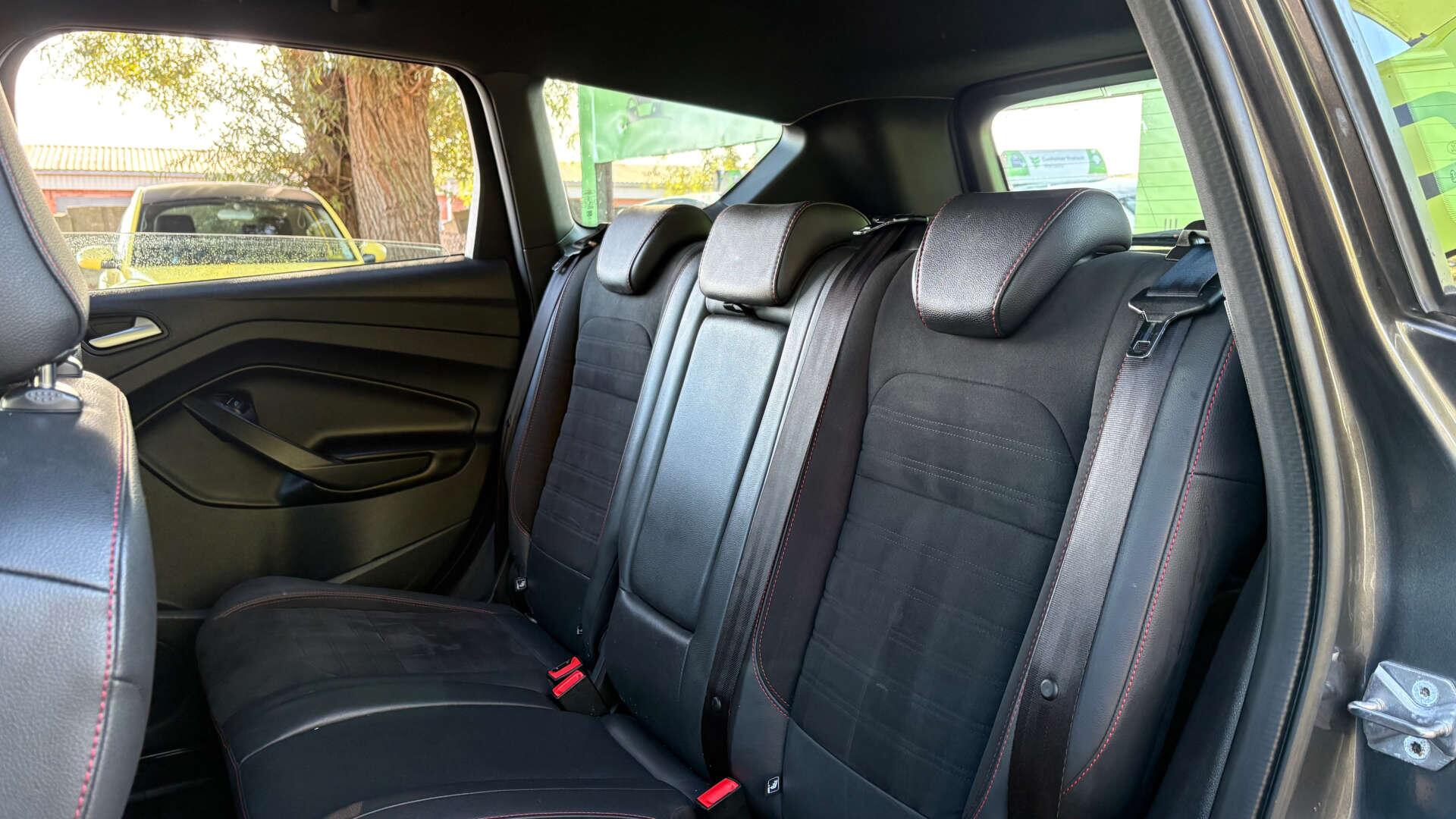 Ford Kuga view 13