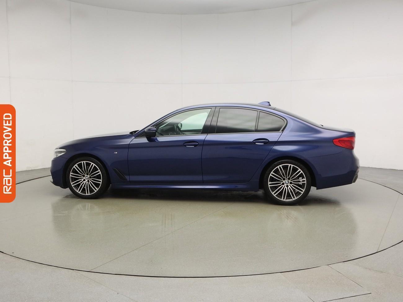 BMW 5 Series view 32