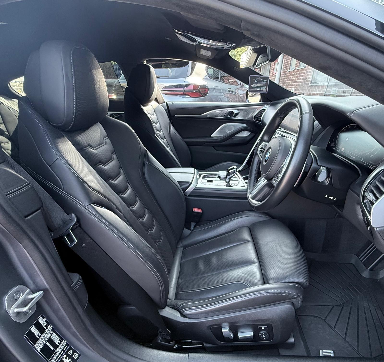 BMW 8 Series view 39