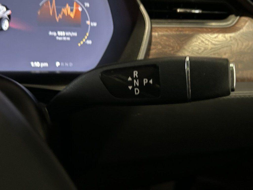 Tesla Model X view 43