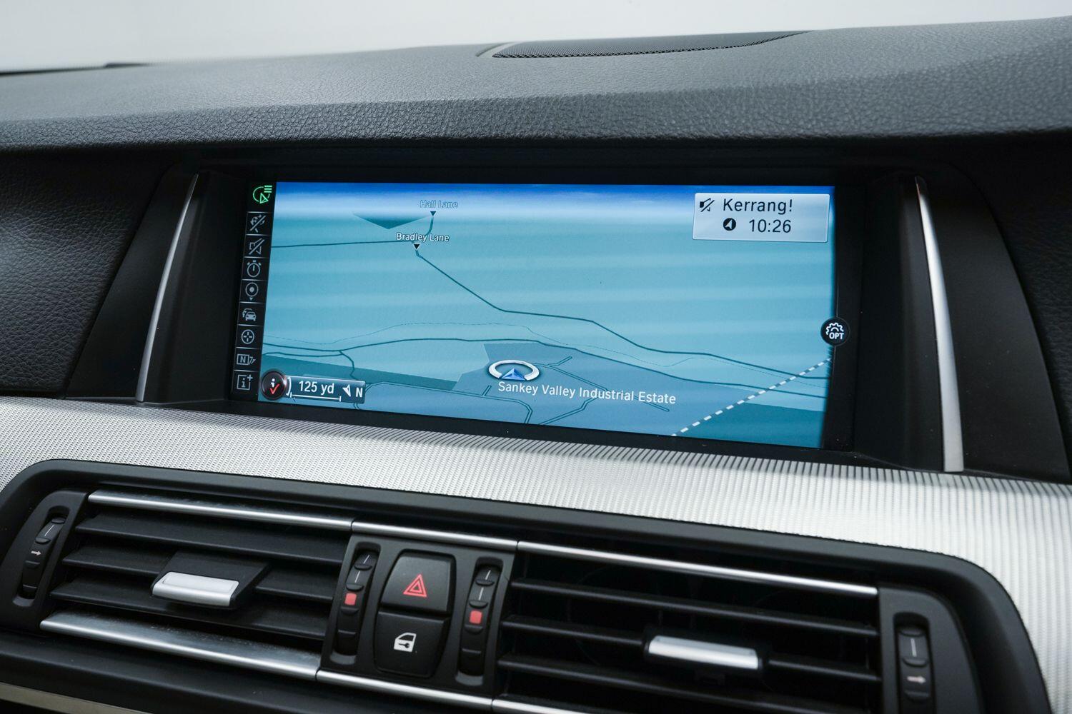 BMW M5 view 28