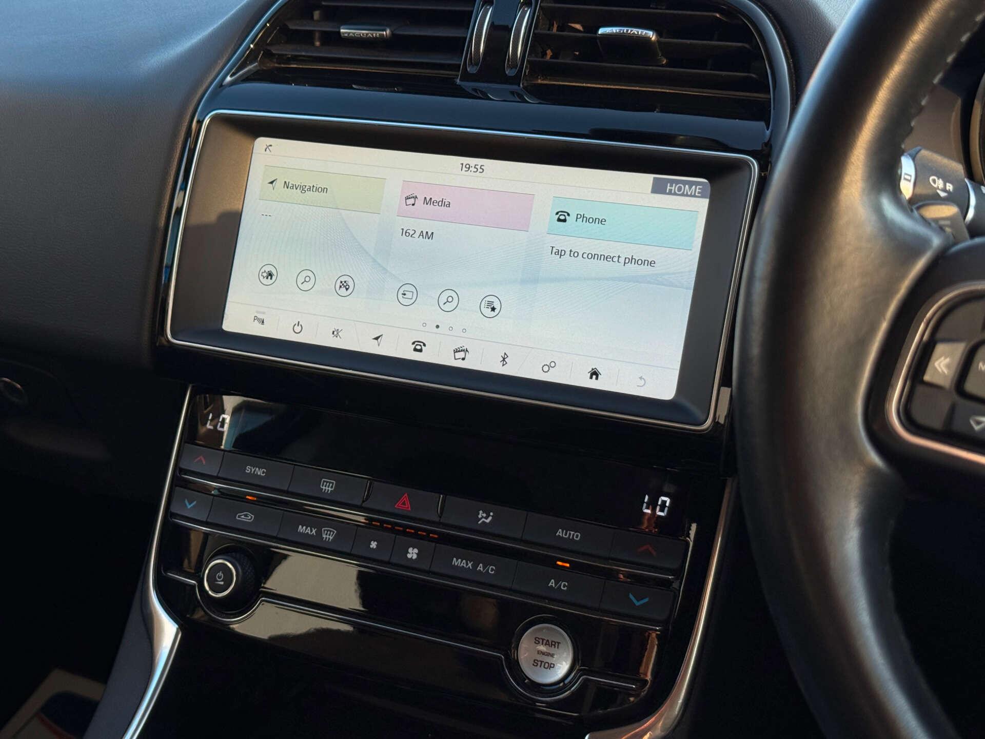Jaguar Xe view 58