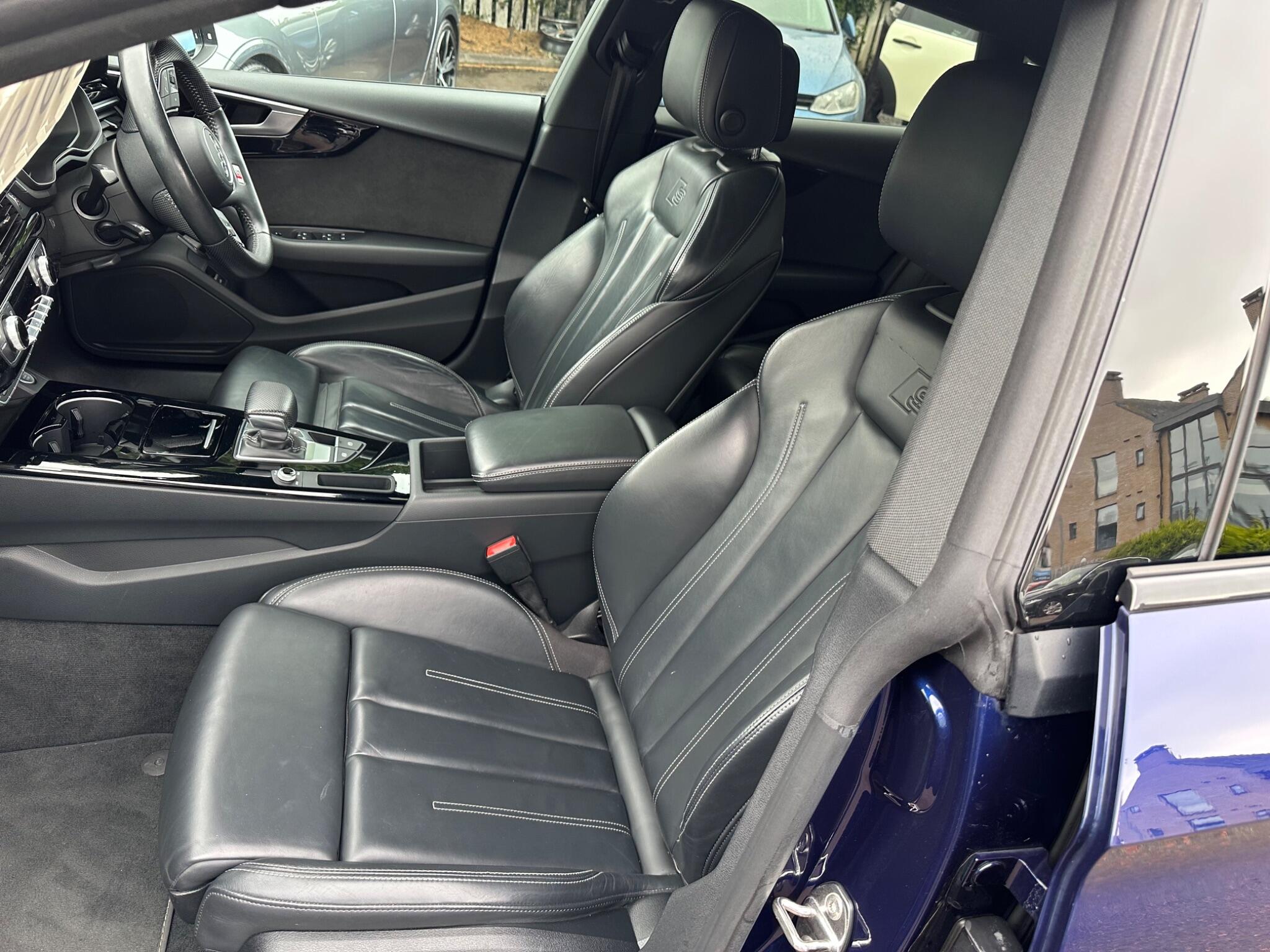 Audi A5 view 18