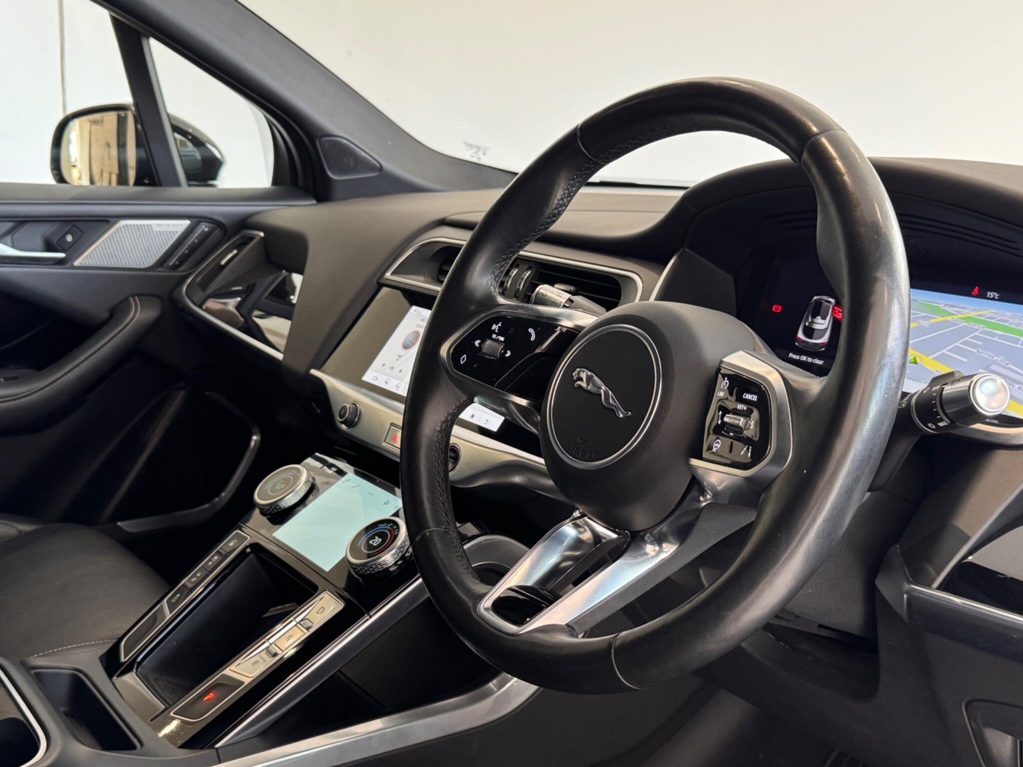 Jaguar I-Pace view 16