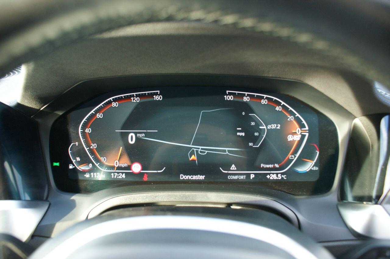BMW 3 Series view 44