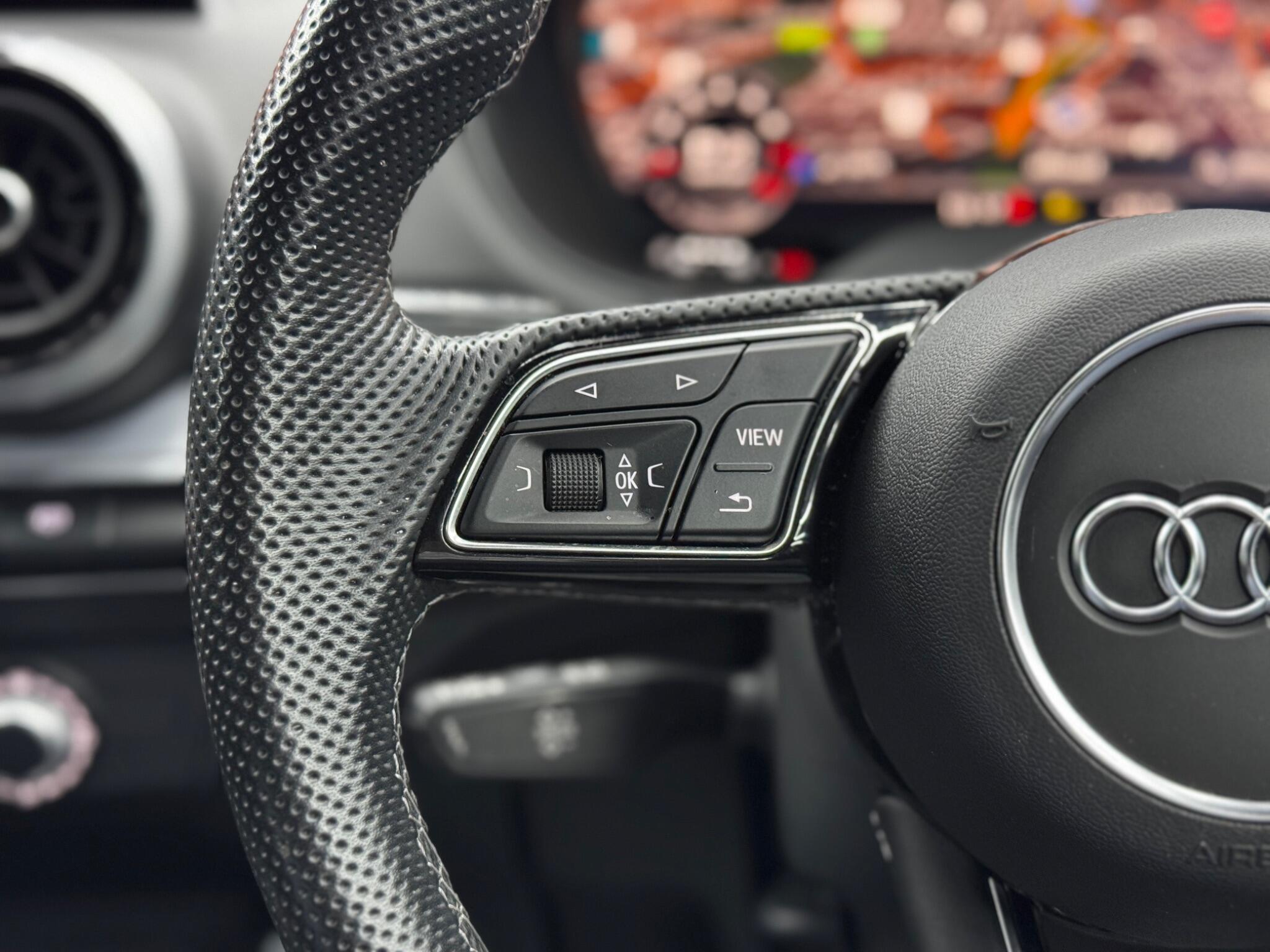 Audi Q2 view 20