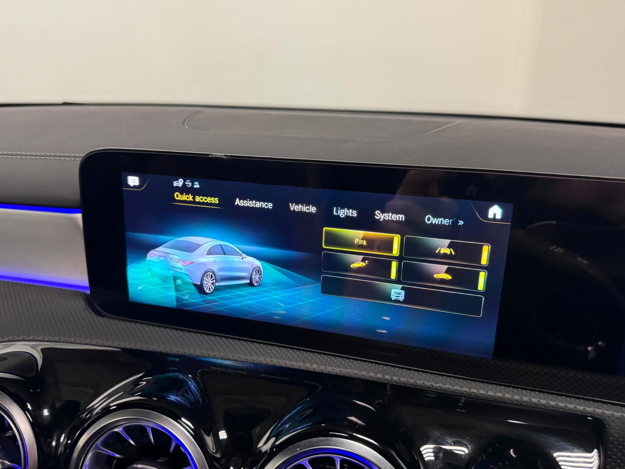 Mercedes-Benz Cla view 48