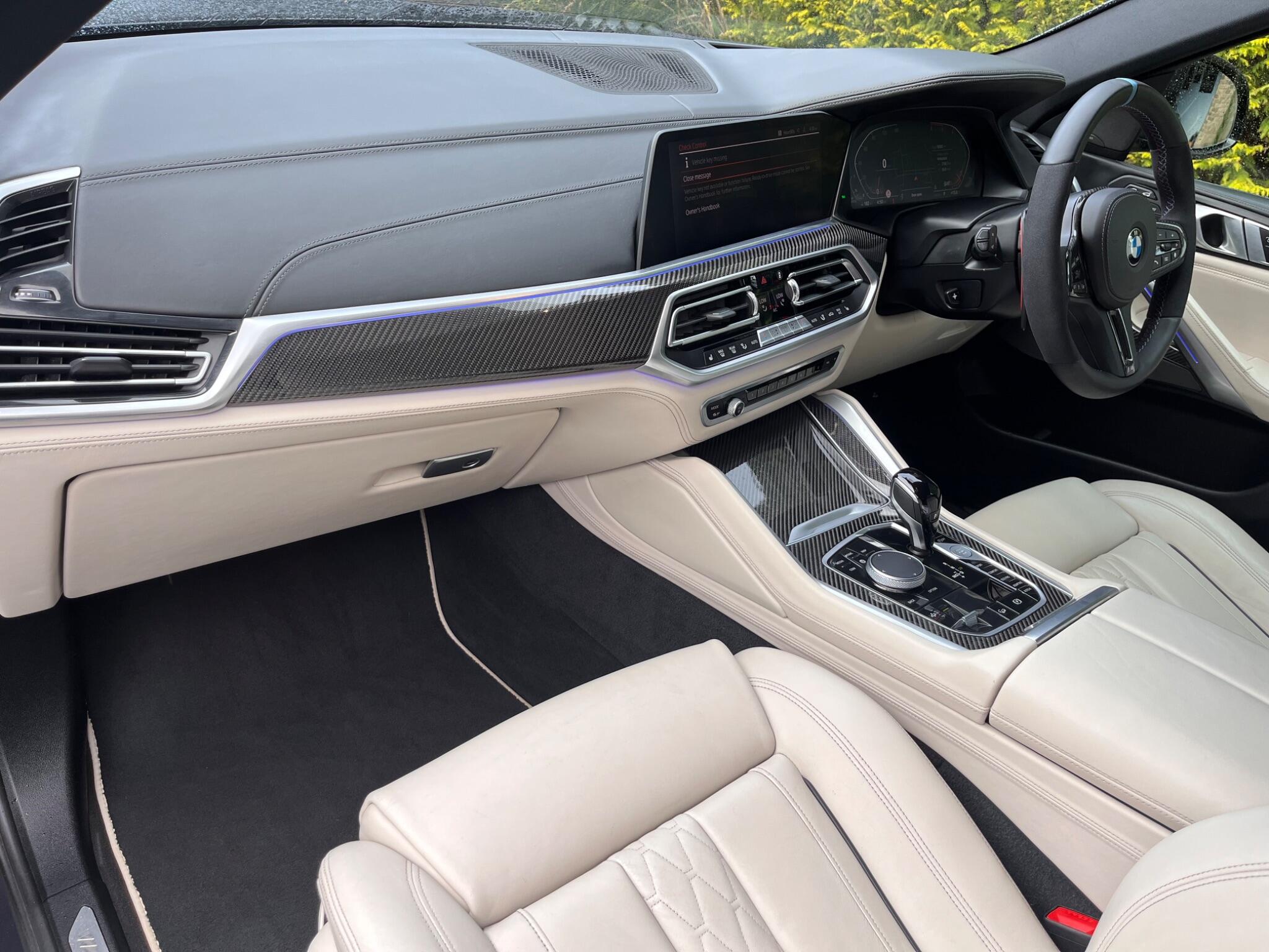 BMW X6 view 48