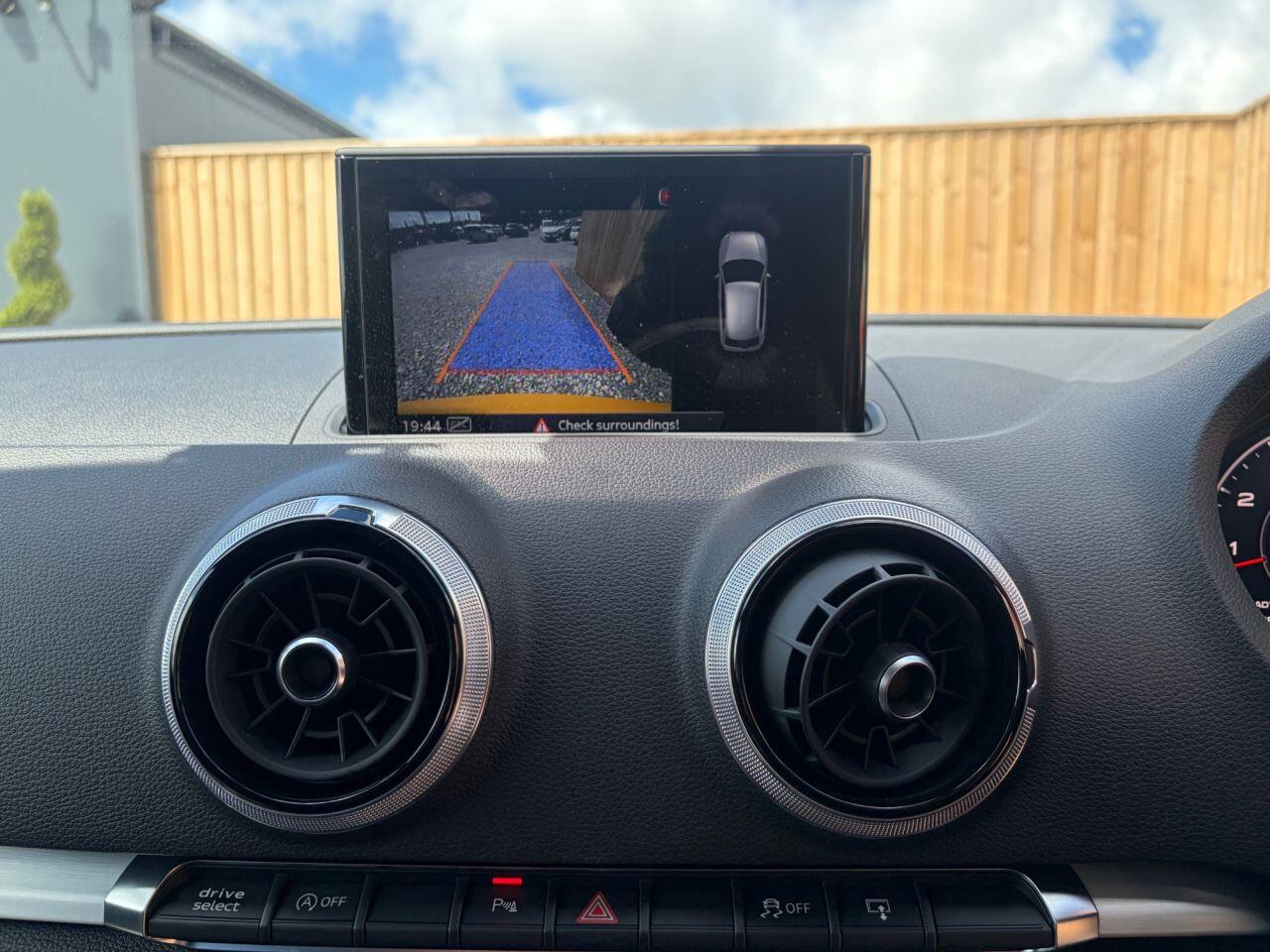 Audi A3 view 24
