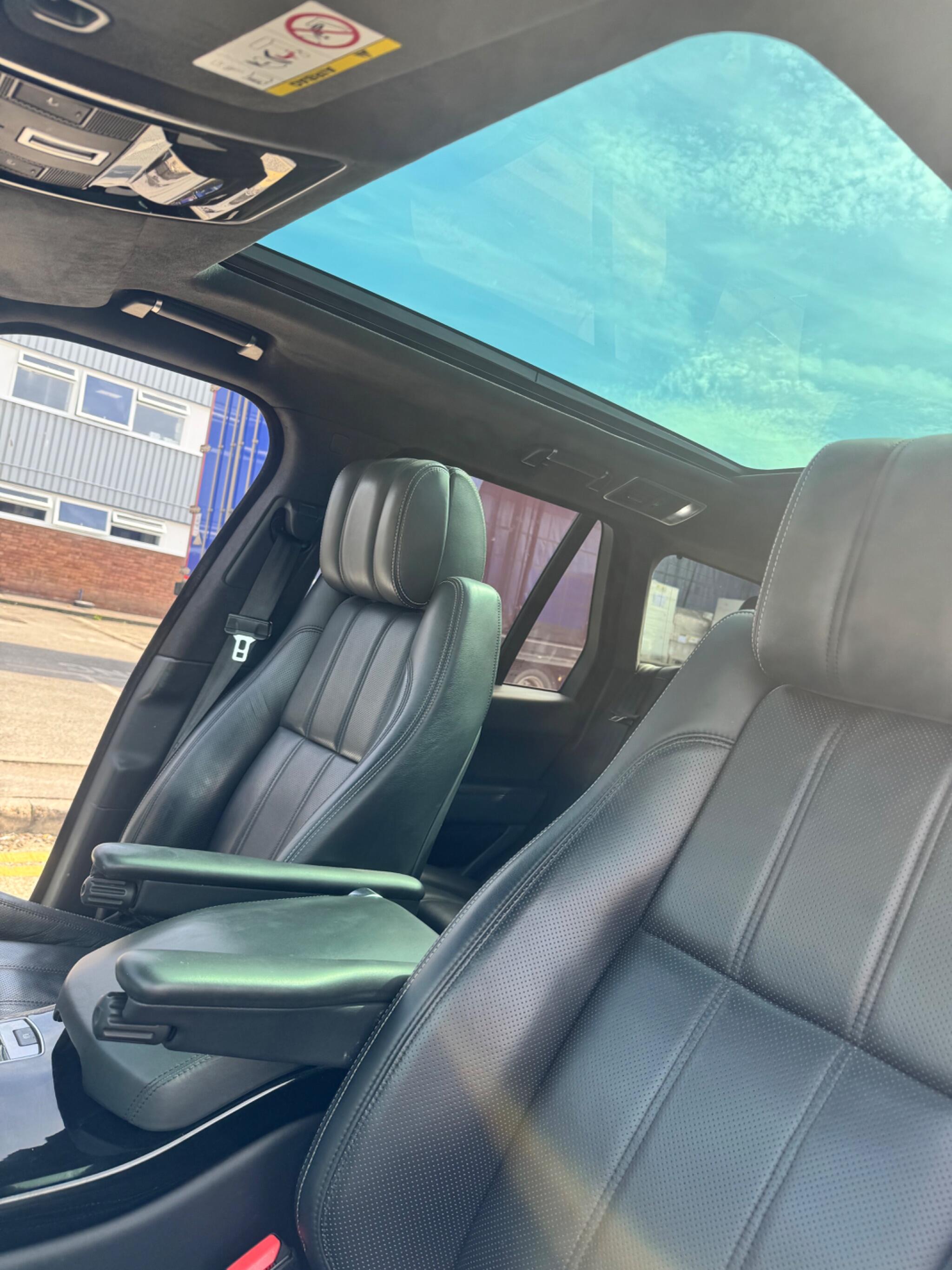 Land Rover Range Rover view 50