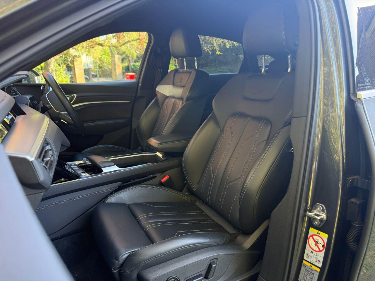 Audi Q8 E-Tron view 7