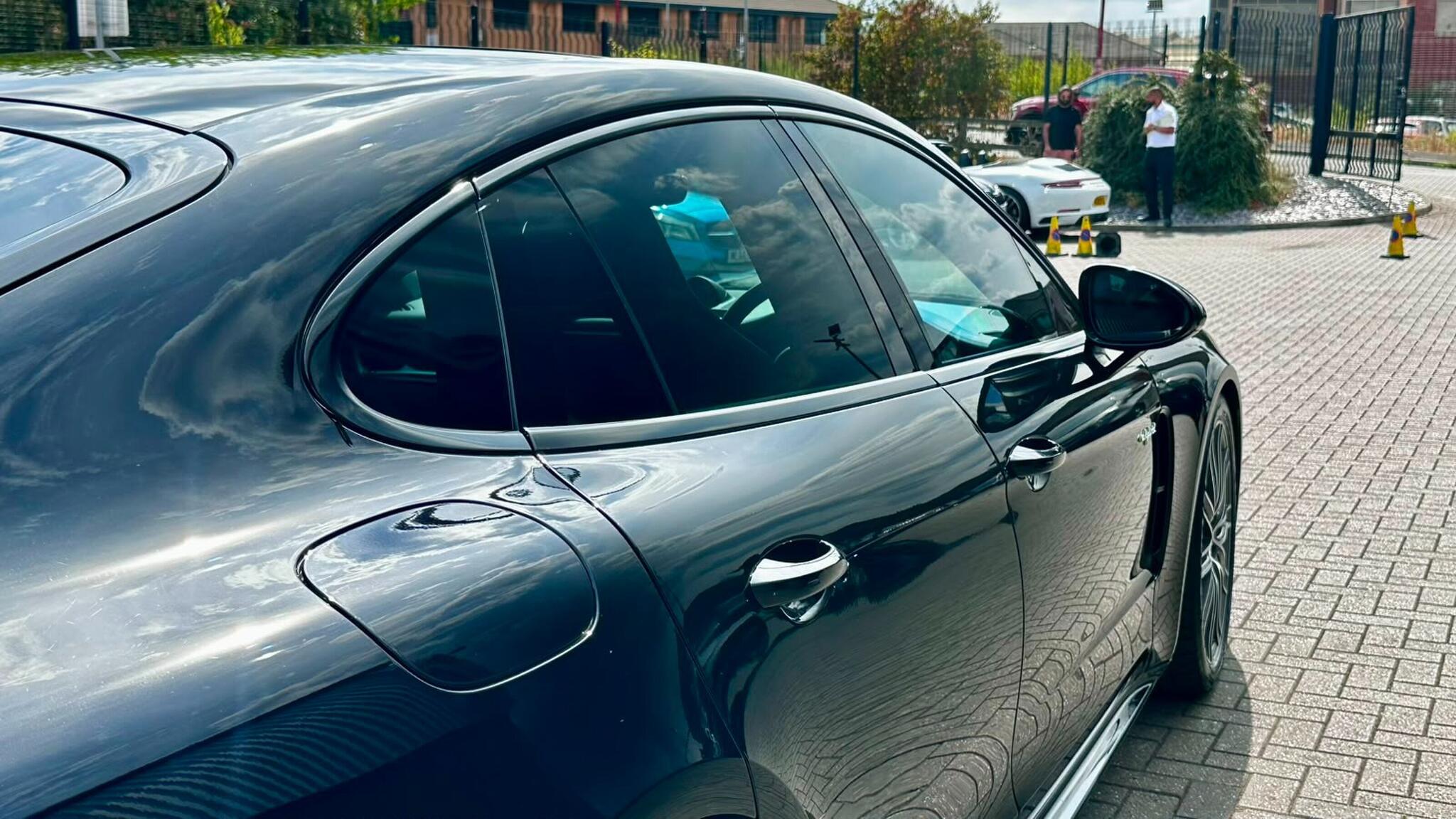 Porsche Panamera view 21