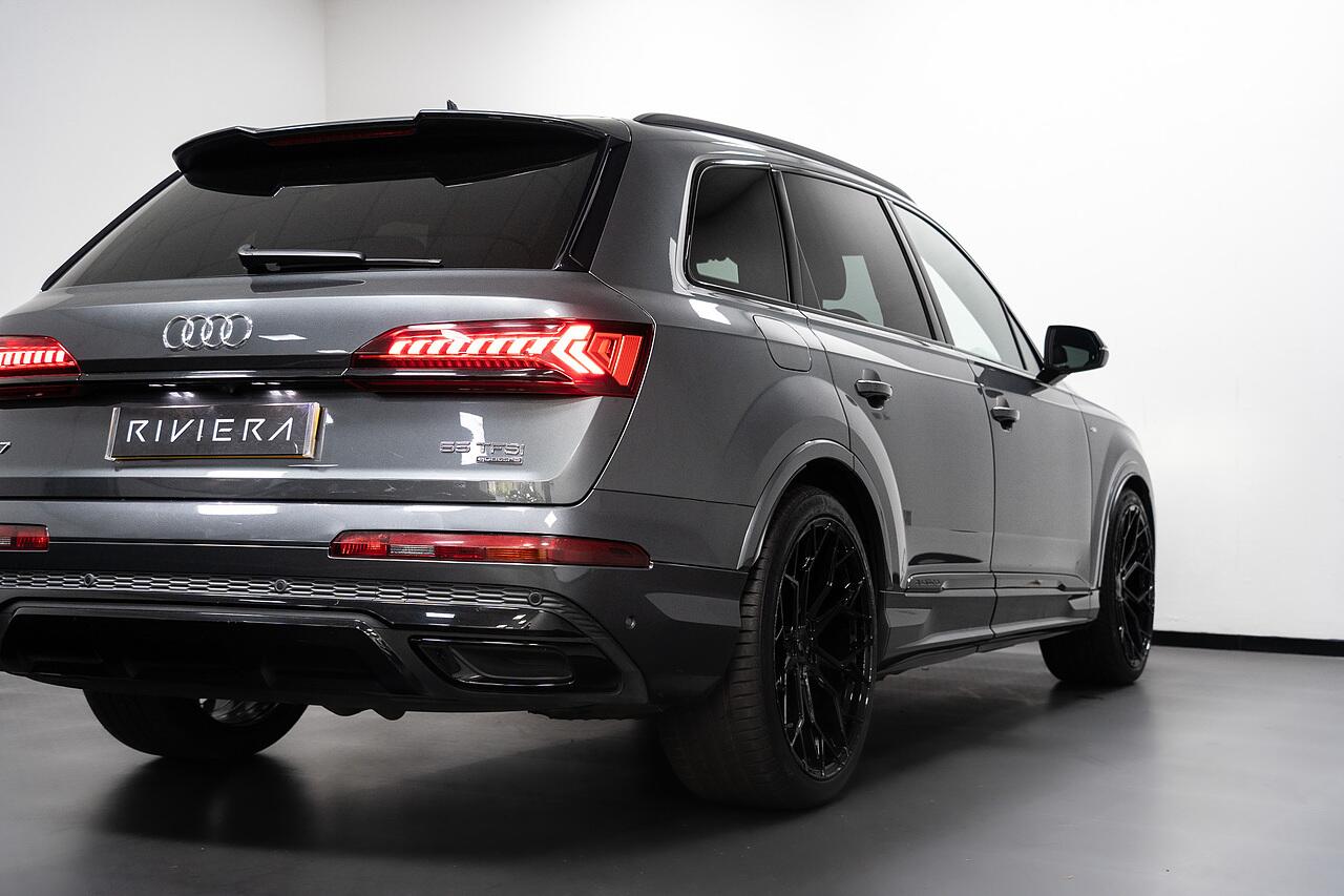 Audi Q7 view 41