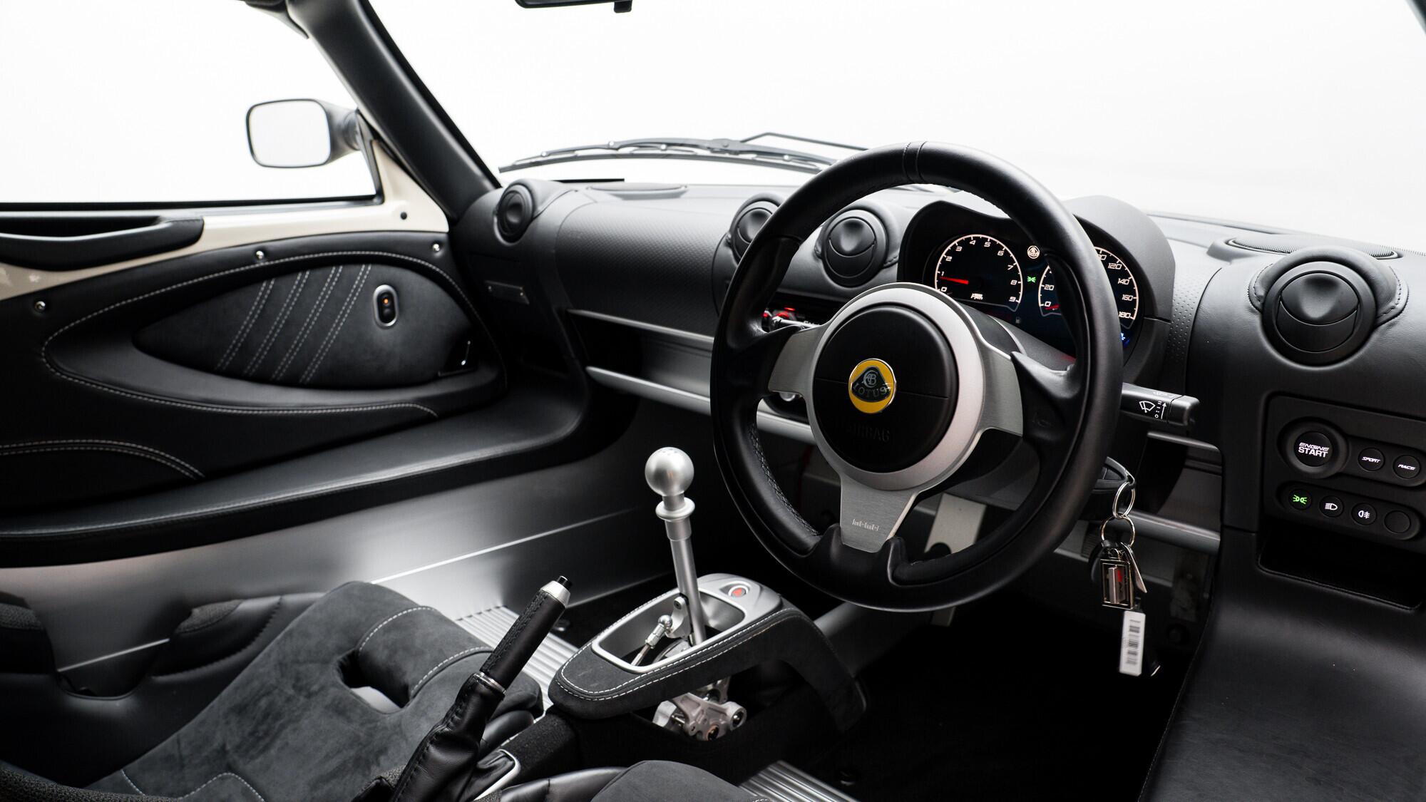 Lotus Exige view 5