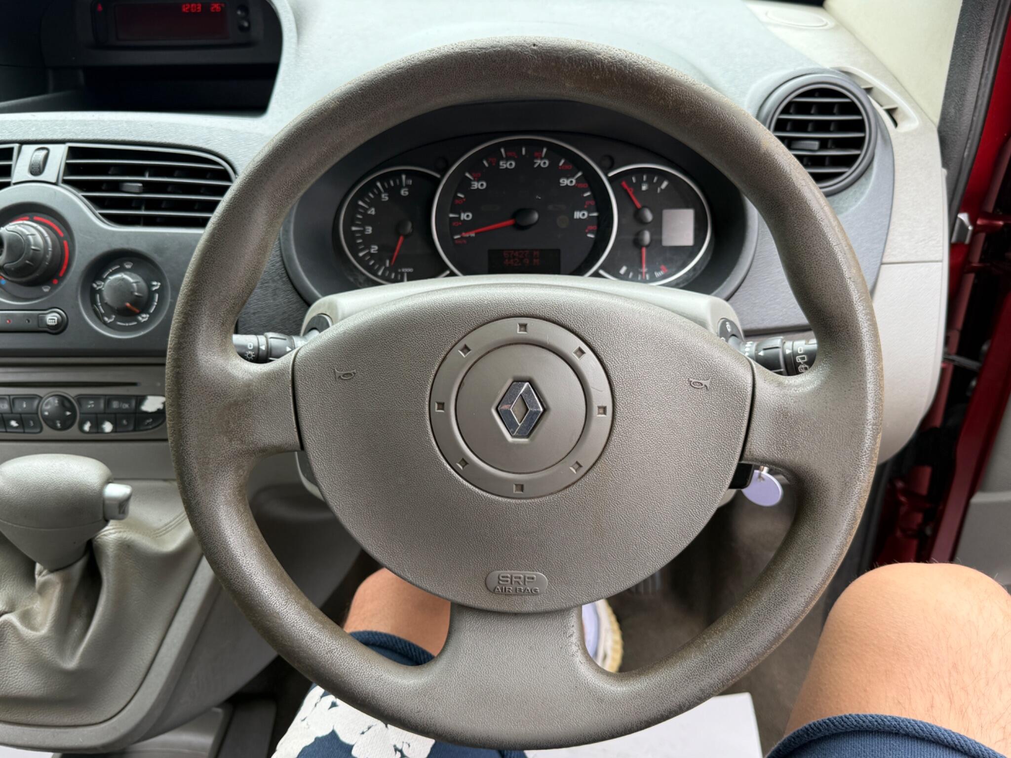Renault Kangoo - Image 33