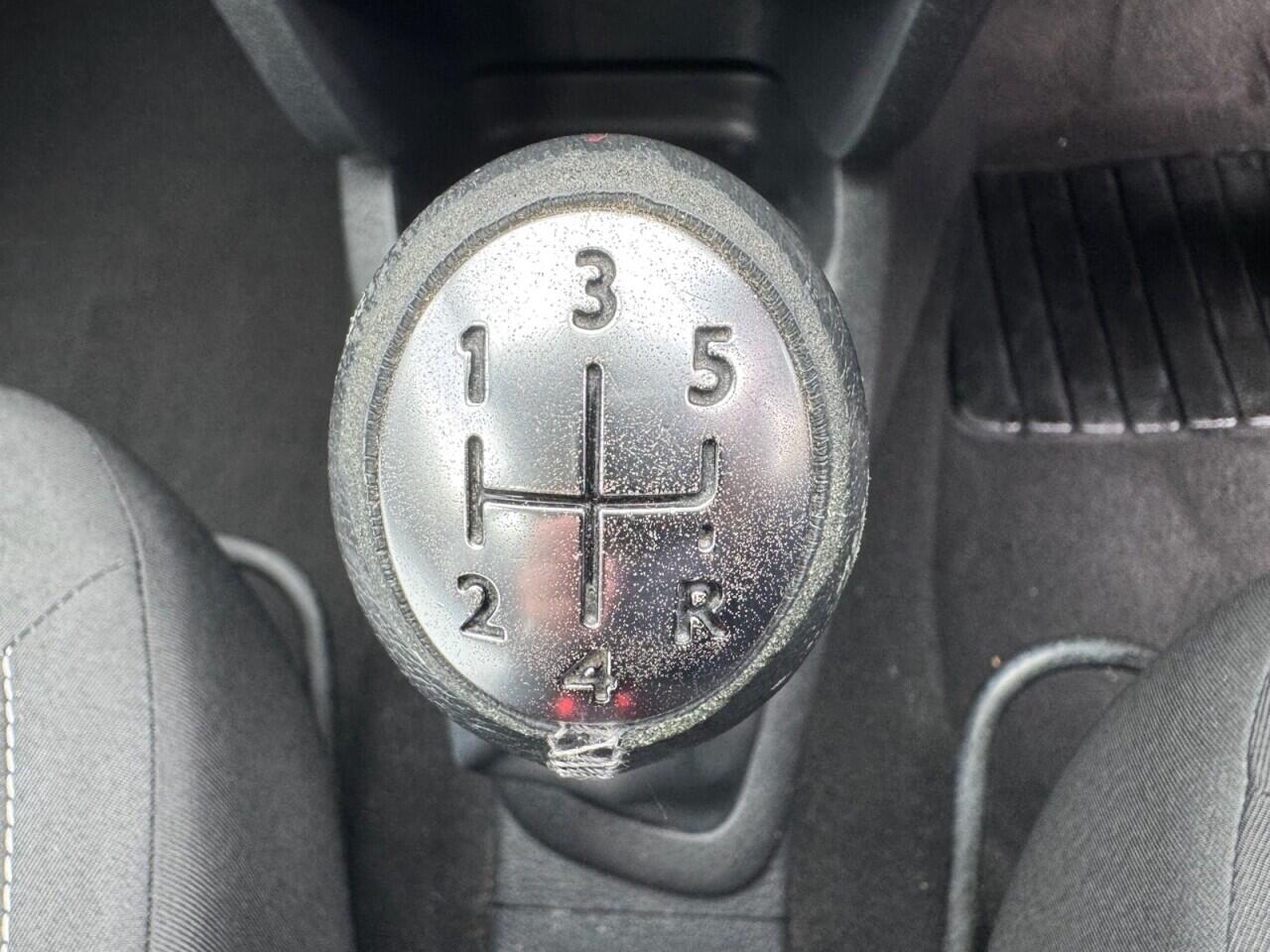 Dacia Sandero view 57