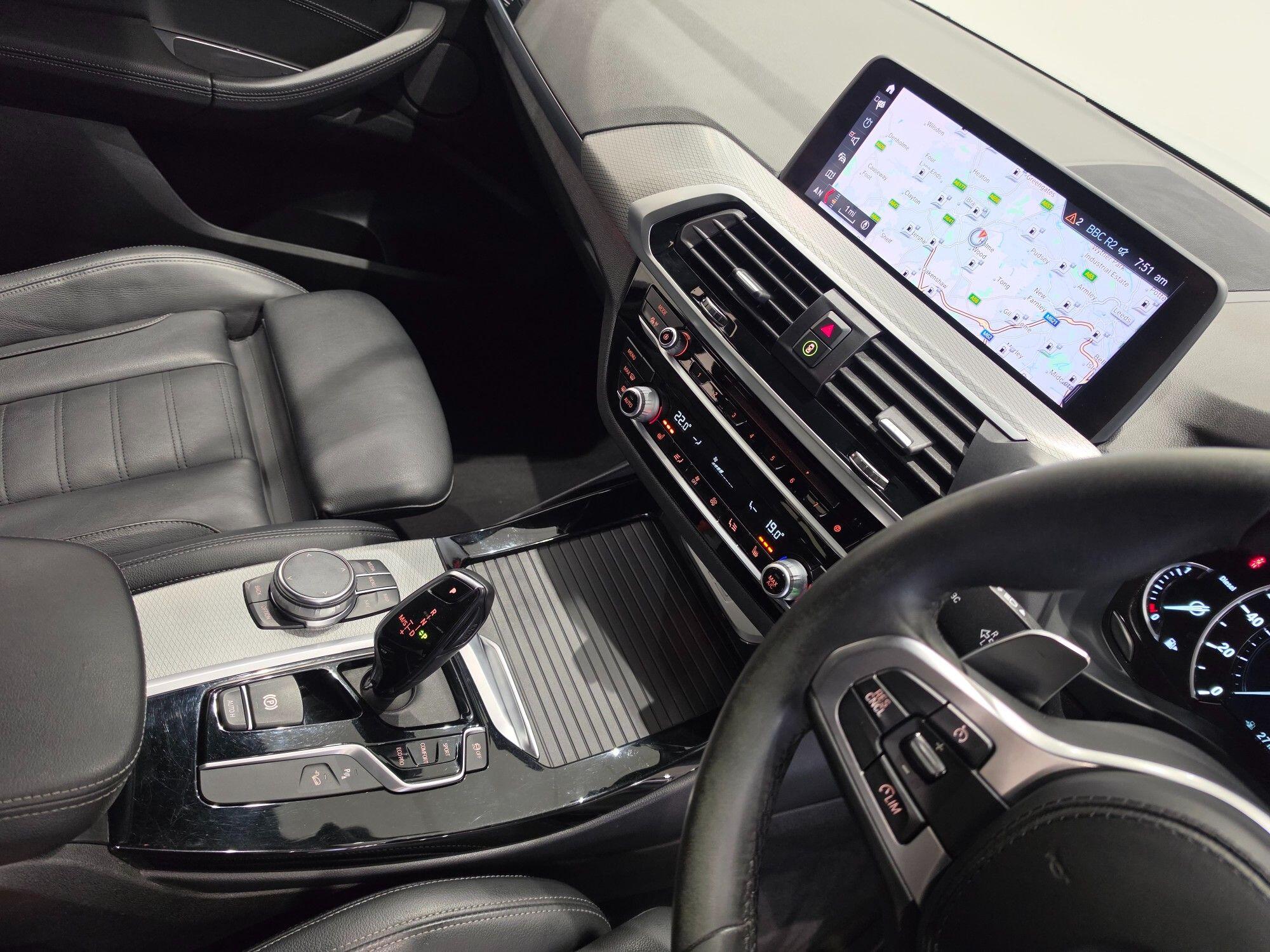 BMW X3 view 31