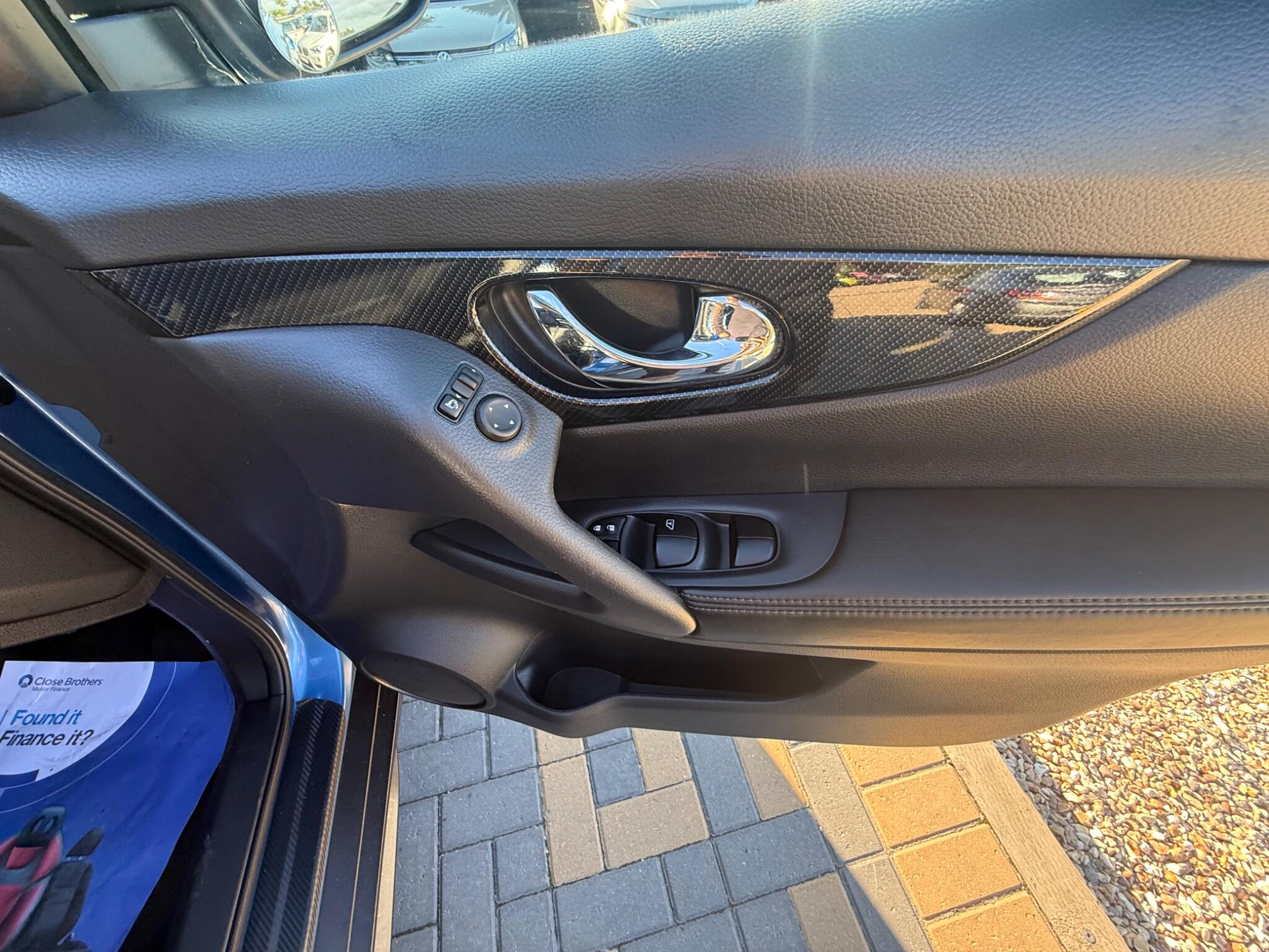 Nissan X-Trail view 35