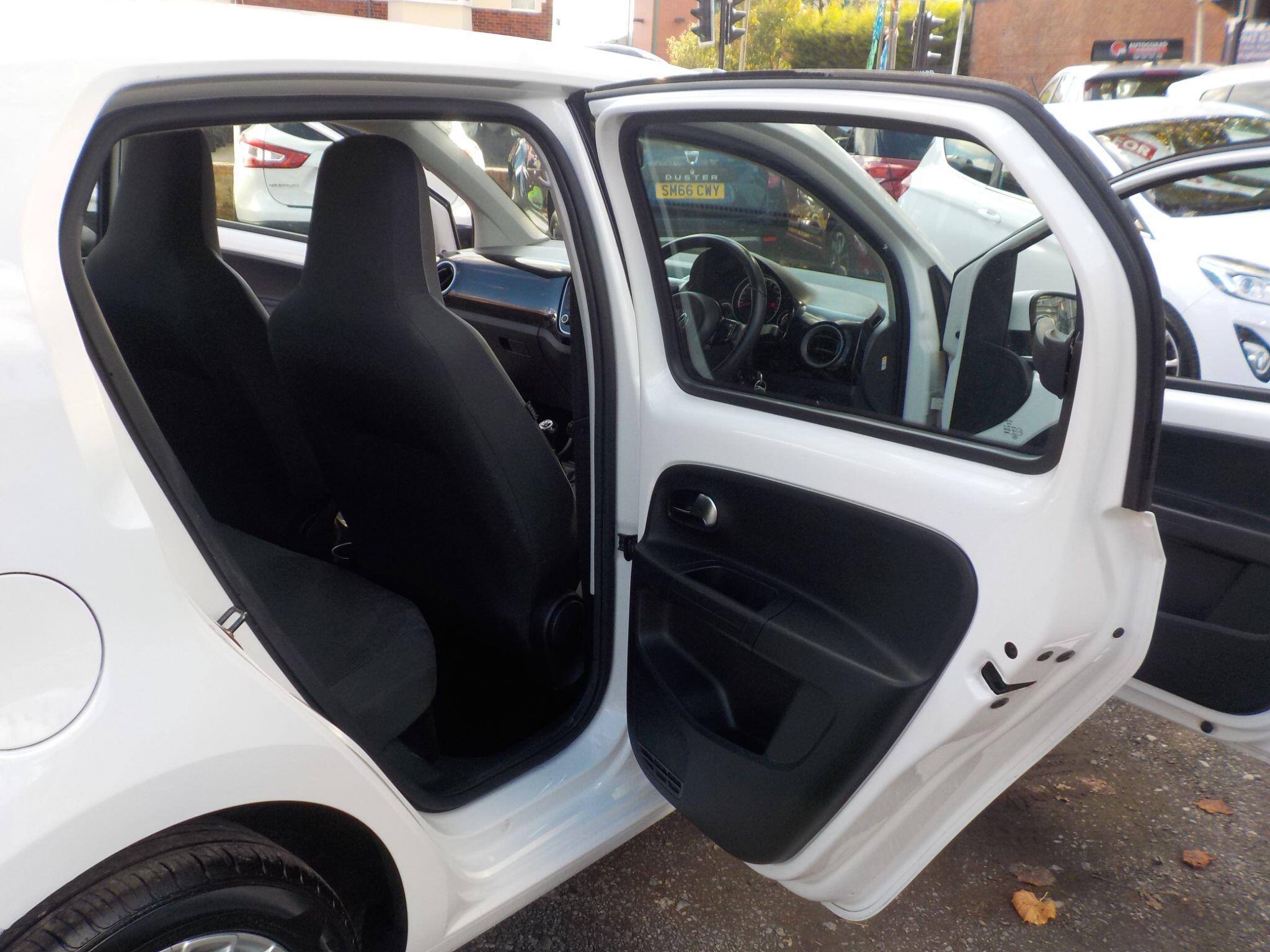 Volkswagen up! 1.0 High up! Euro 5 5dr