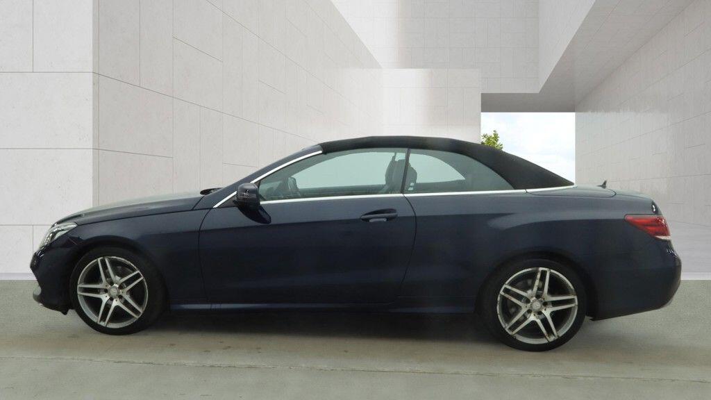 Mercedes-Benz E Class view 9
