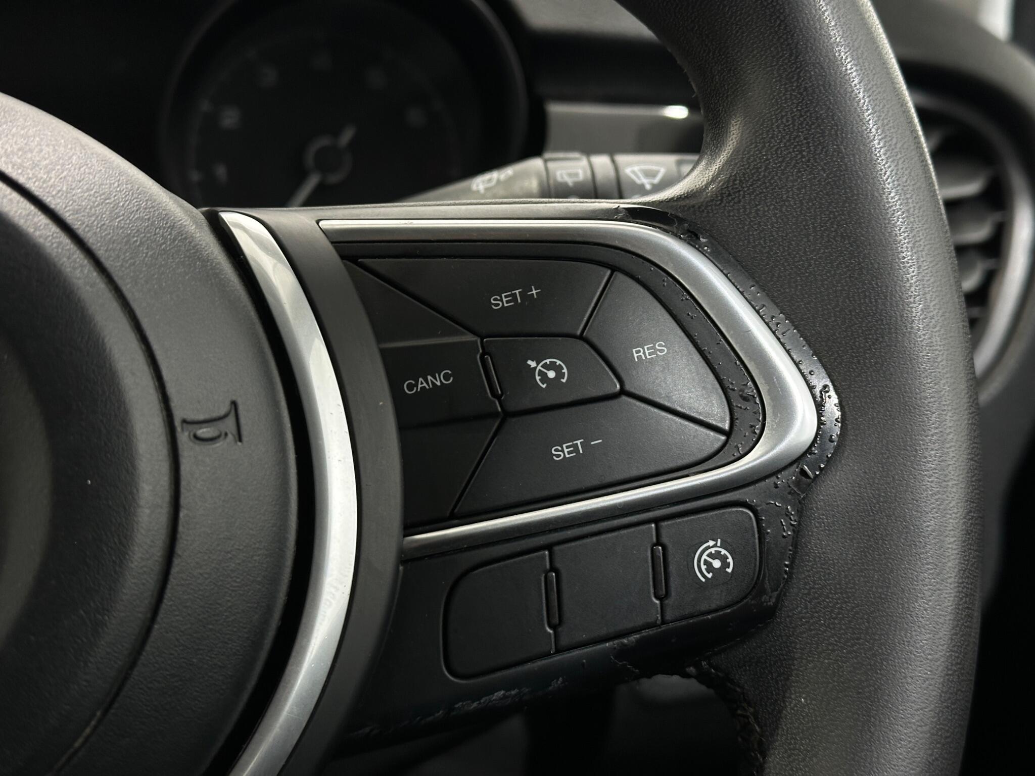 Fiat 500x view 16