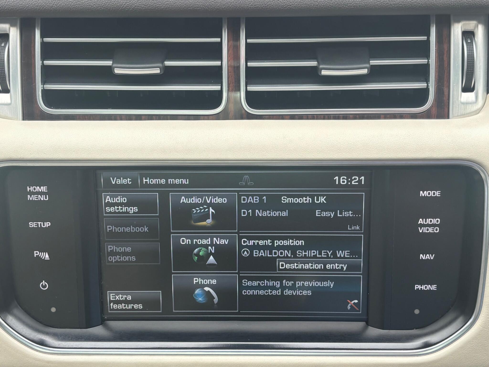 Land Rover Range Rover view 41
