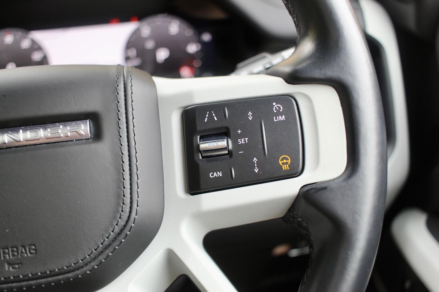Land Rover Defender view 38