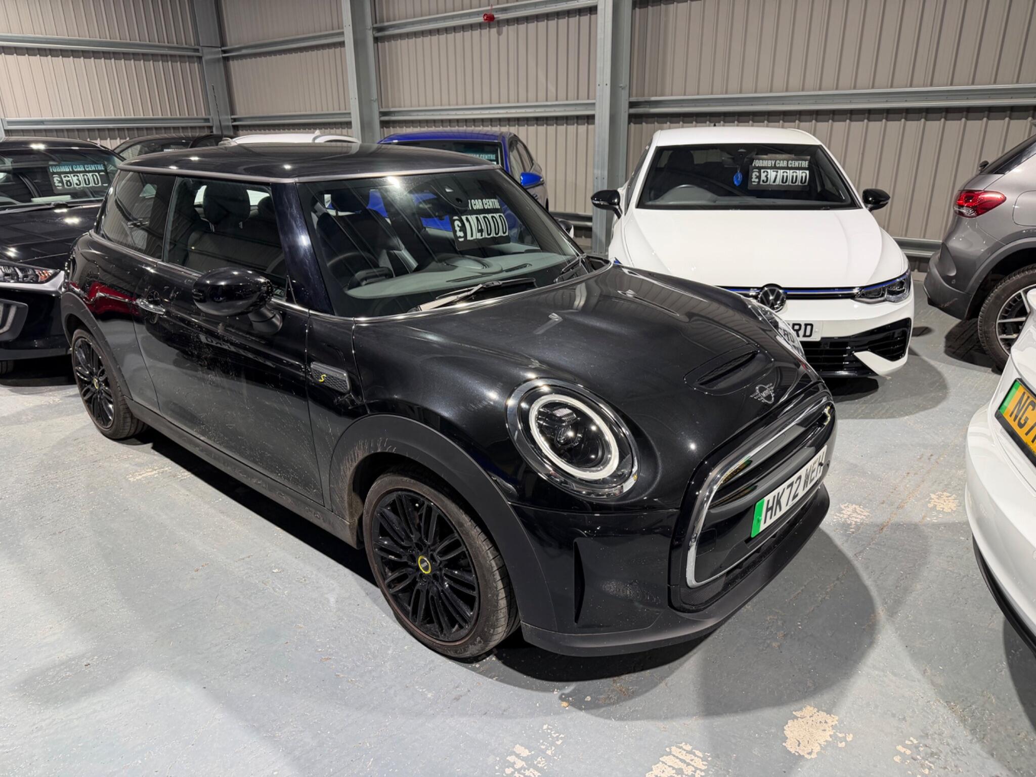 2023 MINI Mini E Cooper S 2)