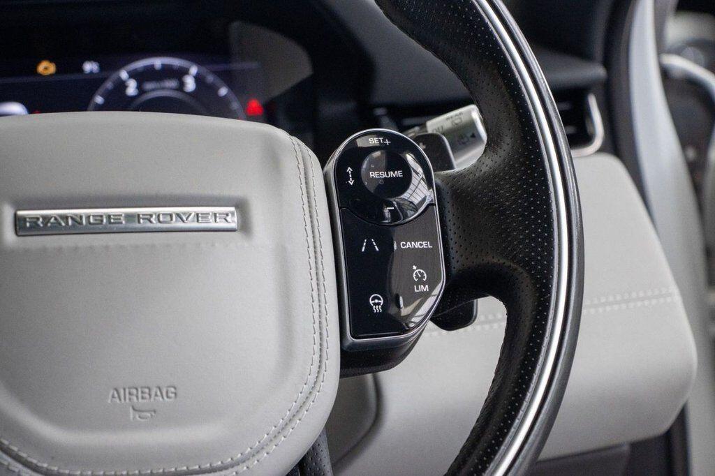 Land Rover Range Rover Evoque view 28