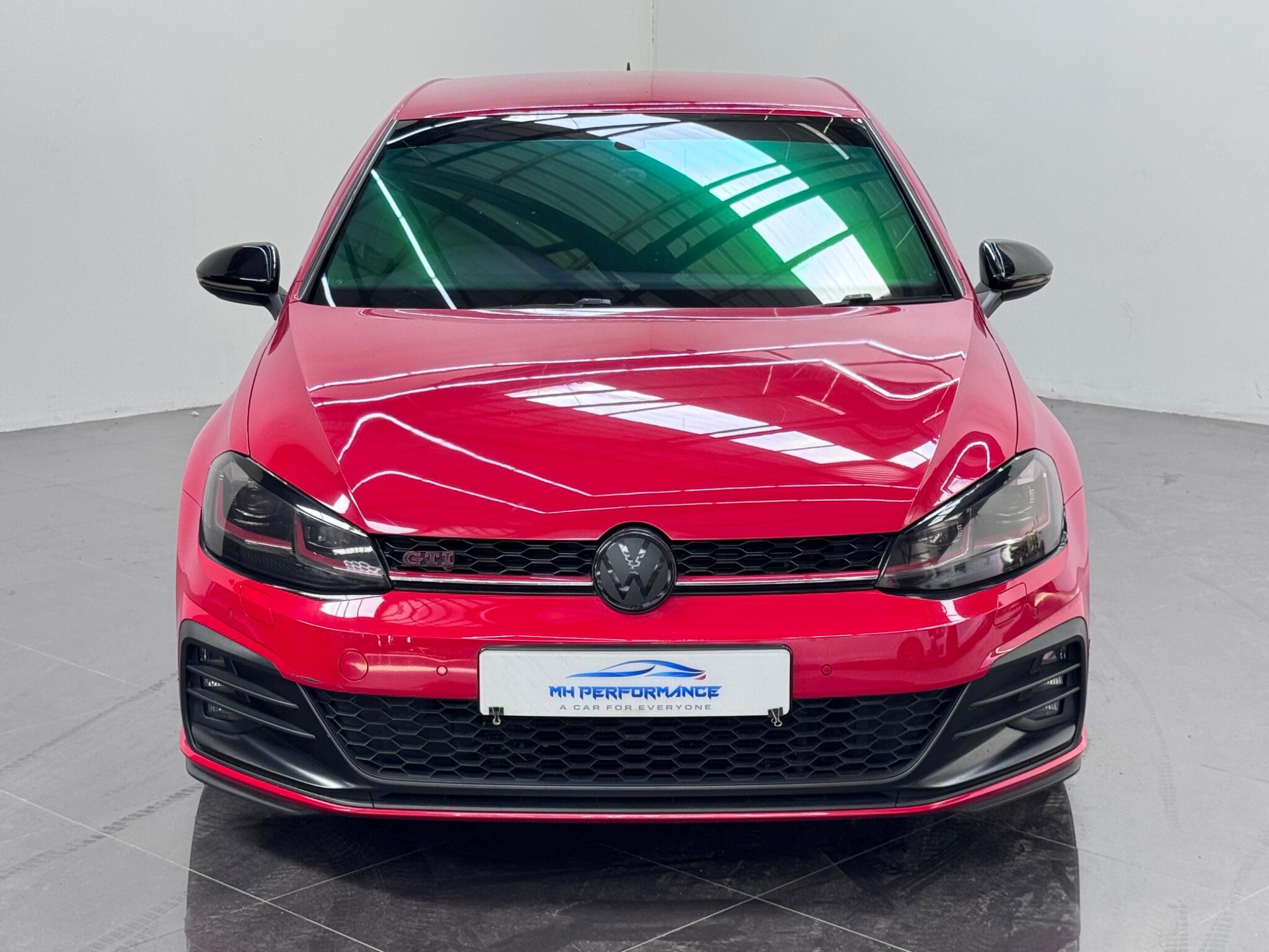 Volkswagen Golf view 2