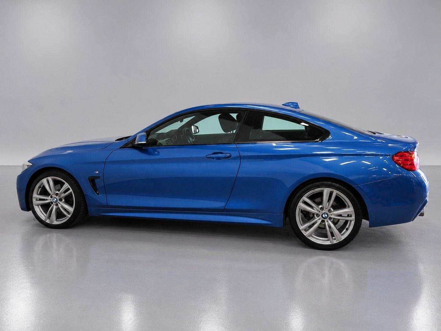 BMW 4 Series view 10
