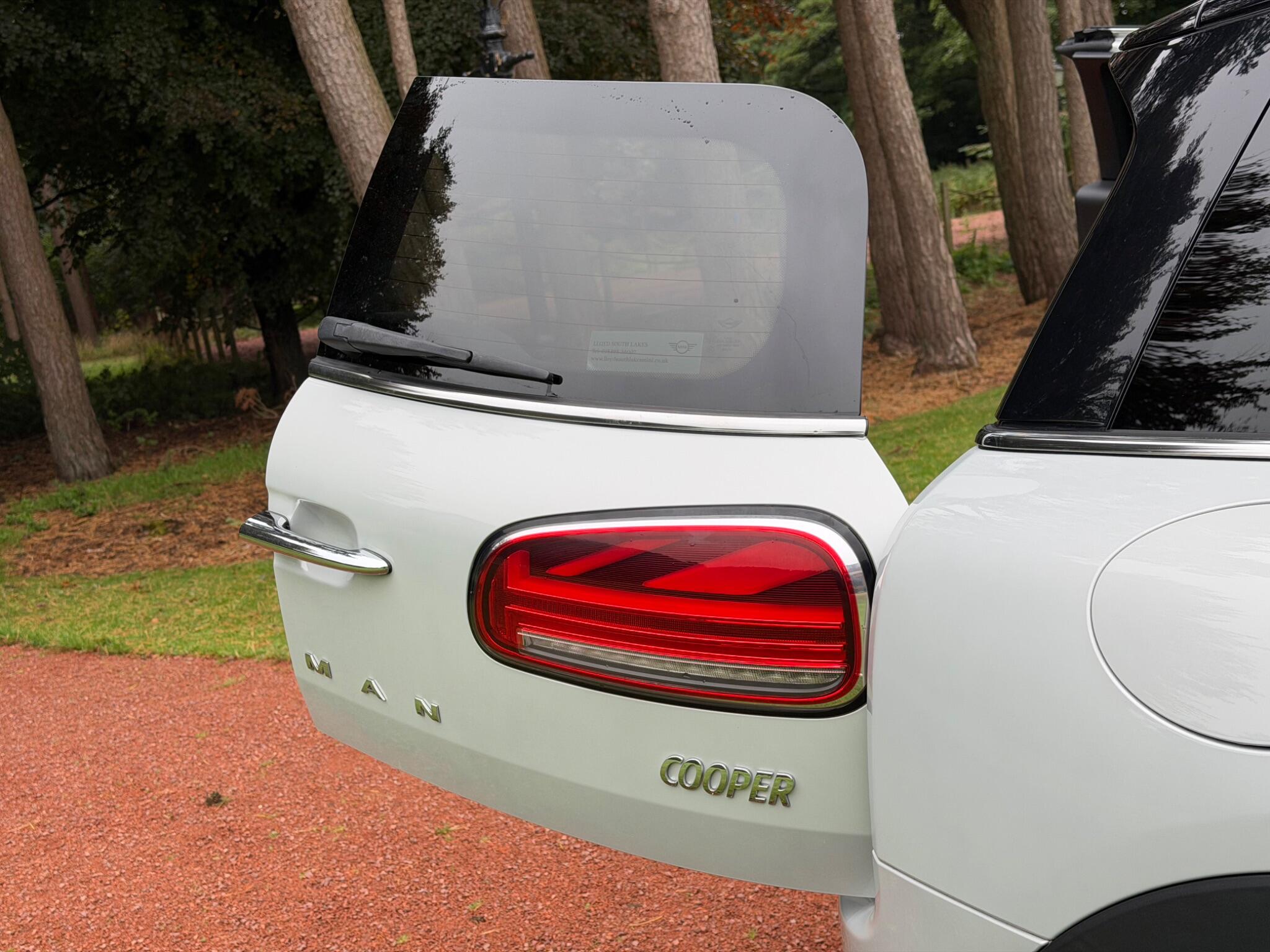 Mini Clubman view 7