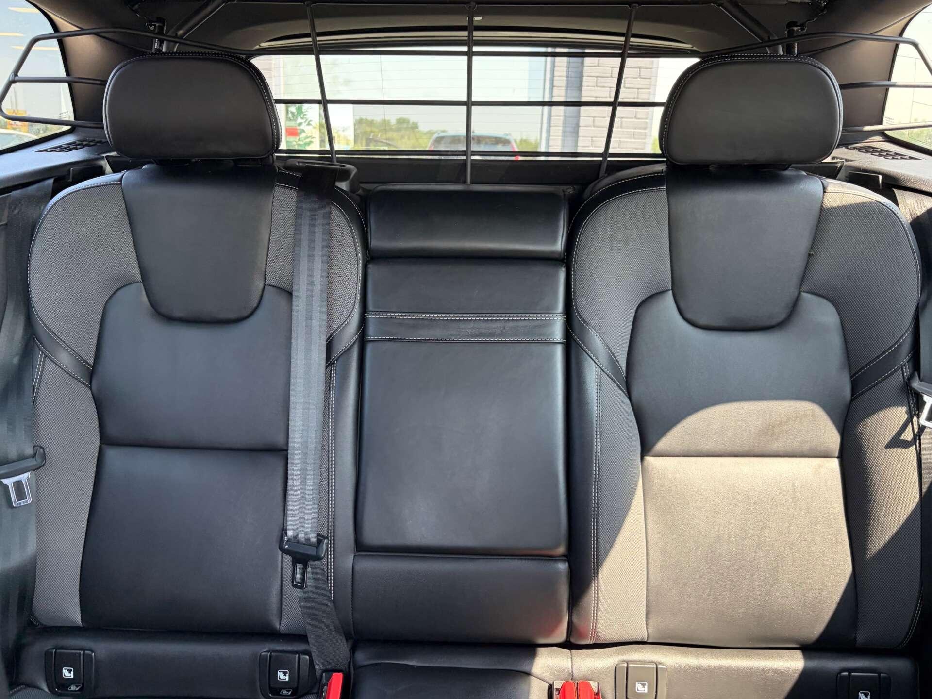 Volvo XC60 view 32