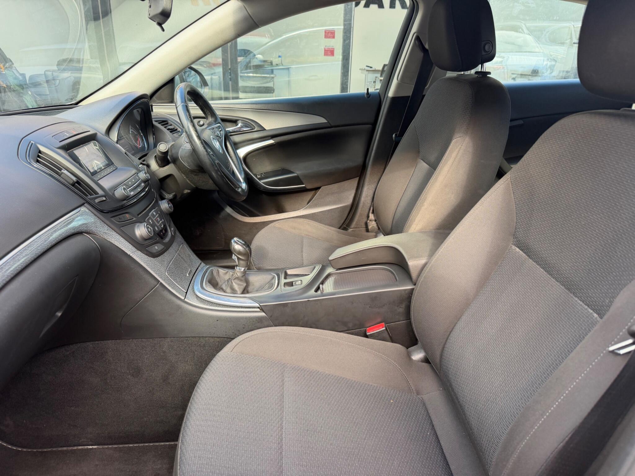 Vauxhall Insignia view 15