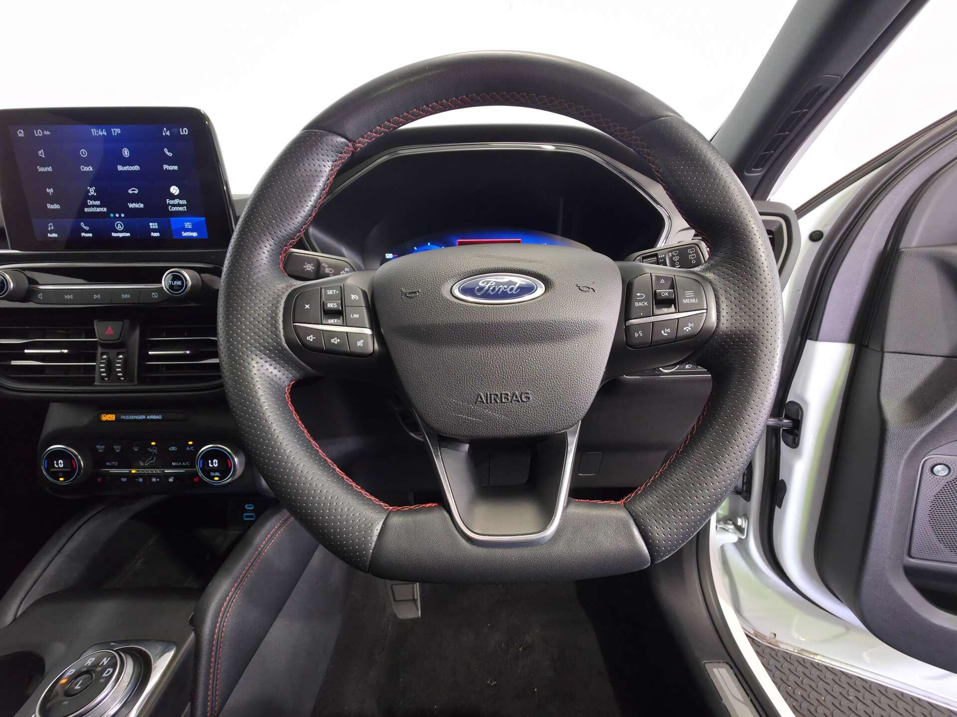 Ford Kuga view 31