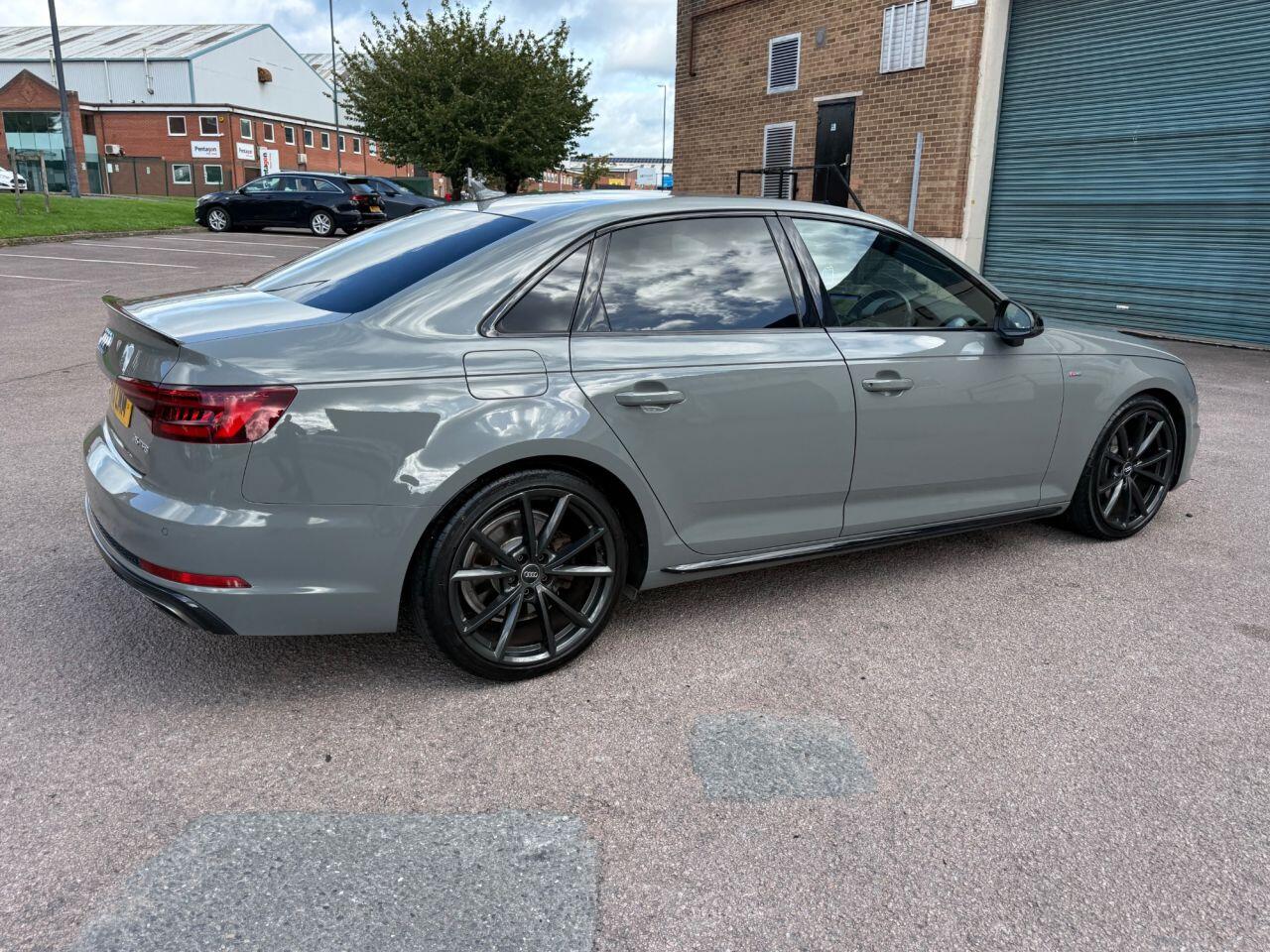 Audi A4 view 27